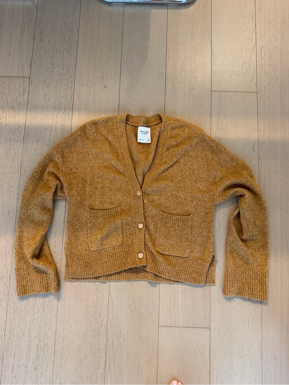 Abercrombie & Fitch V-Neck Cardigan Sweater in Camel - Picture 3 of 8
